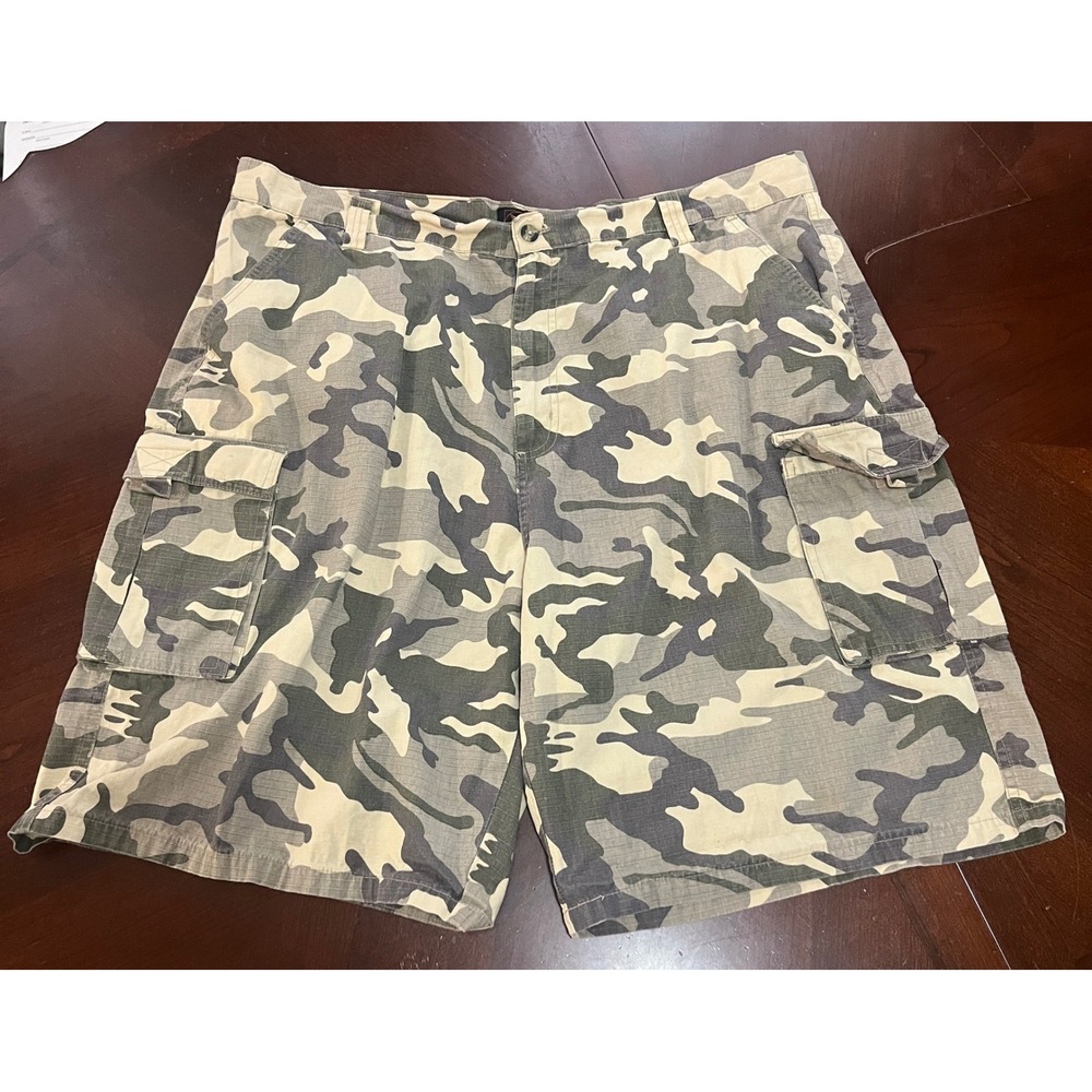 Canyon Guide Camo Cargo Shorts Mens 42 Green Brown Ripstop Cotton Utility GUC
